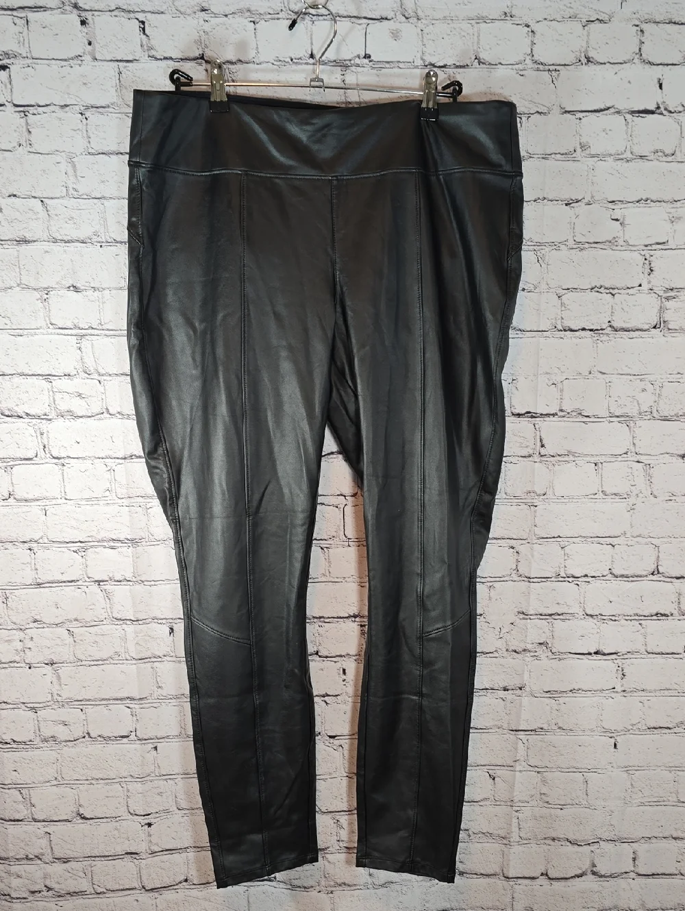 Rock & Republic Stretch Rx 'Fever' Black Faux Leather Leggings Size XXL - Picture 1 of 13
